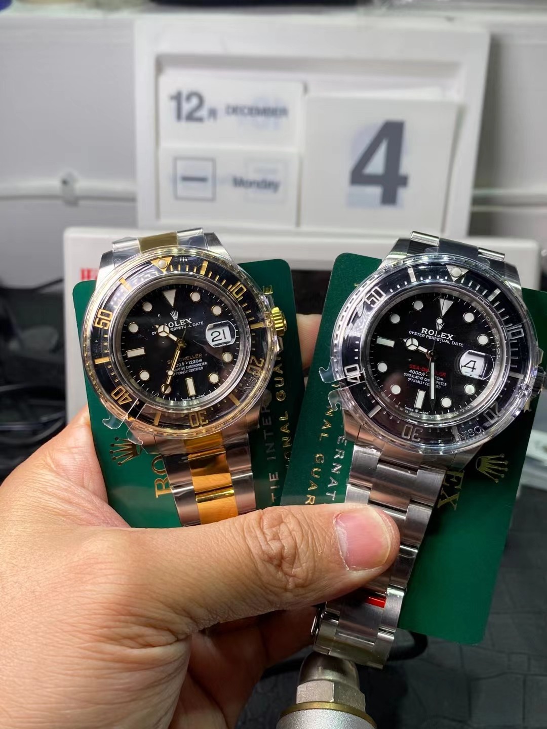 In the special feature of the event, all the styles of the usual watches are now all in triple digits!! Get a watch tuner! Don't miss out ~ Contact customer service for any you like