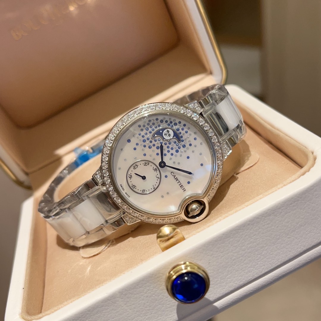 ?? Interceramic 320
Cartier Interceramic strap Luxury NOBLE TEMPERAMENT none other than it [heart]
Cartier Ladies Ballon Bleu Luxury collection quartz watch uniform color SHIPPING [Color], pearl dial Time flow Special craft cut diamond ?? Set bezel person