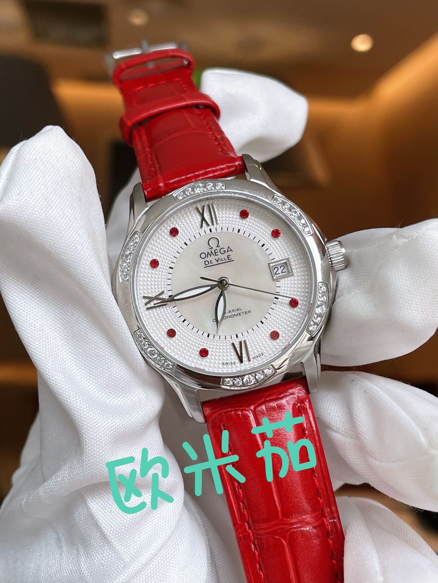 Gold and white belts: Belt 260, steel belt 280
Omega women original imported quartz movement Mineral glass crystal 316L stainless steel case Women 30mm thick 8mm?? If today 's sunshine ?? stop its dazzling light. Then a smile of yours will light up my who