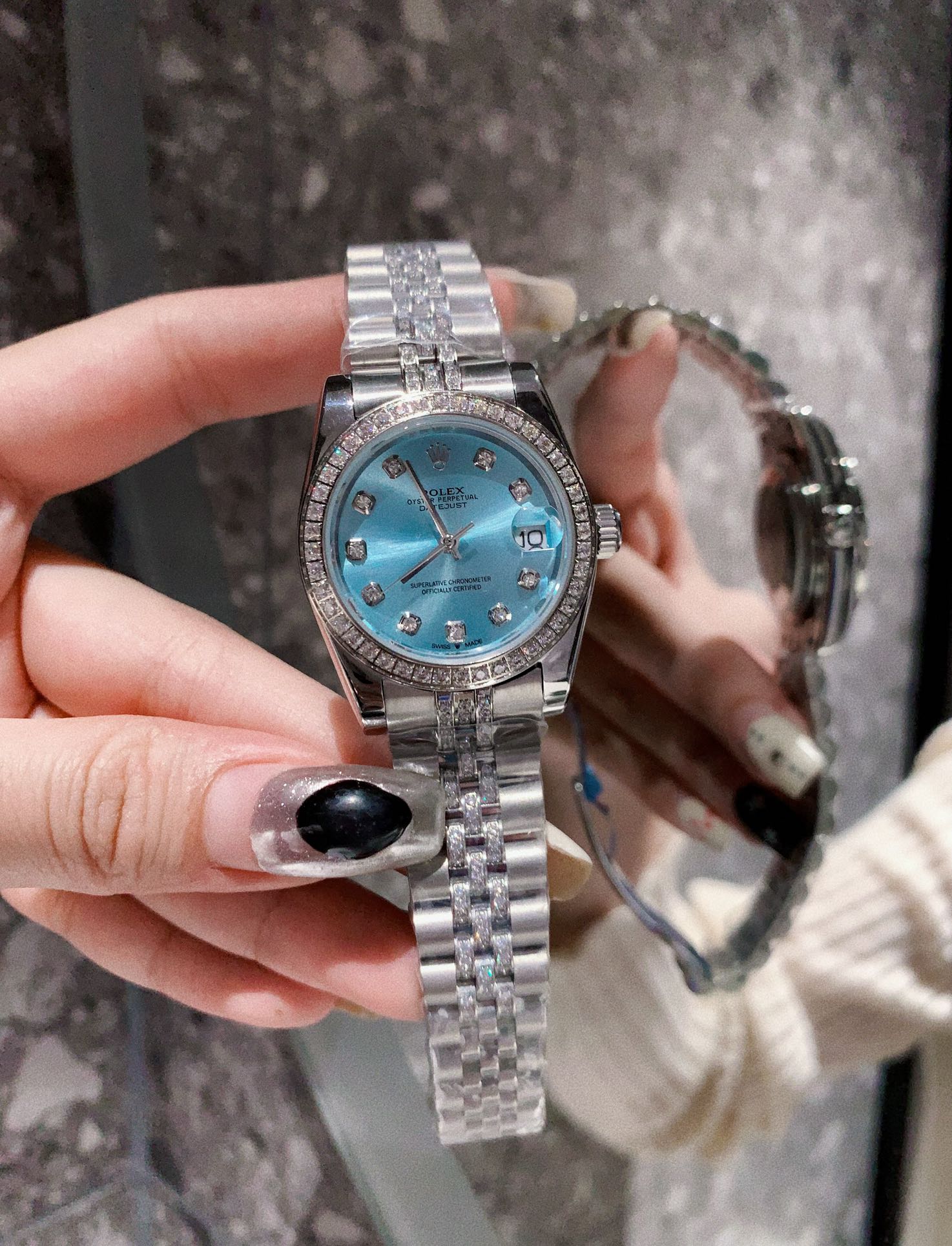 ?? 360
Rolex Datejust series classic women solid steel strap - original buckle imported movement Little Red Book Hot recommendation design shows unique noble elegant goddess temperament! The 316 stainless steel case is hand-set with Swarovski crystals and