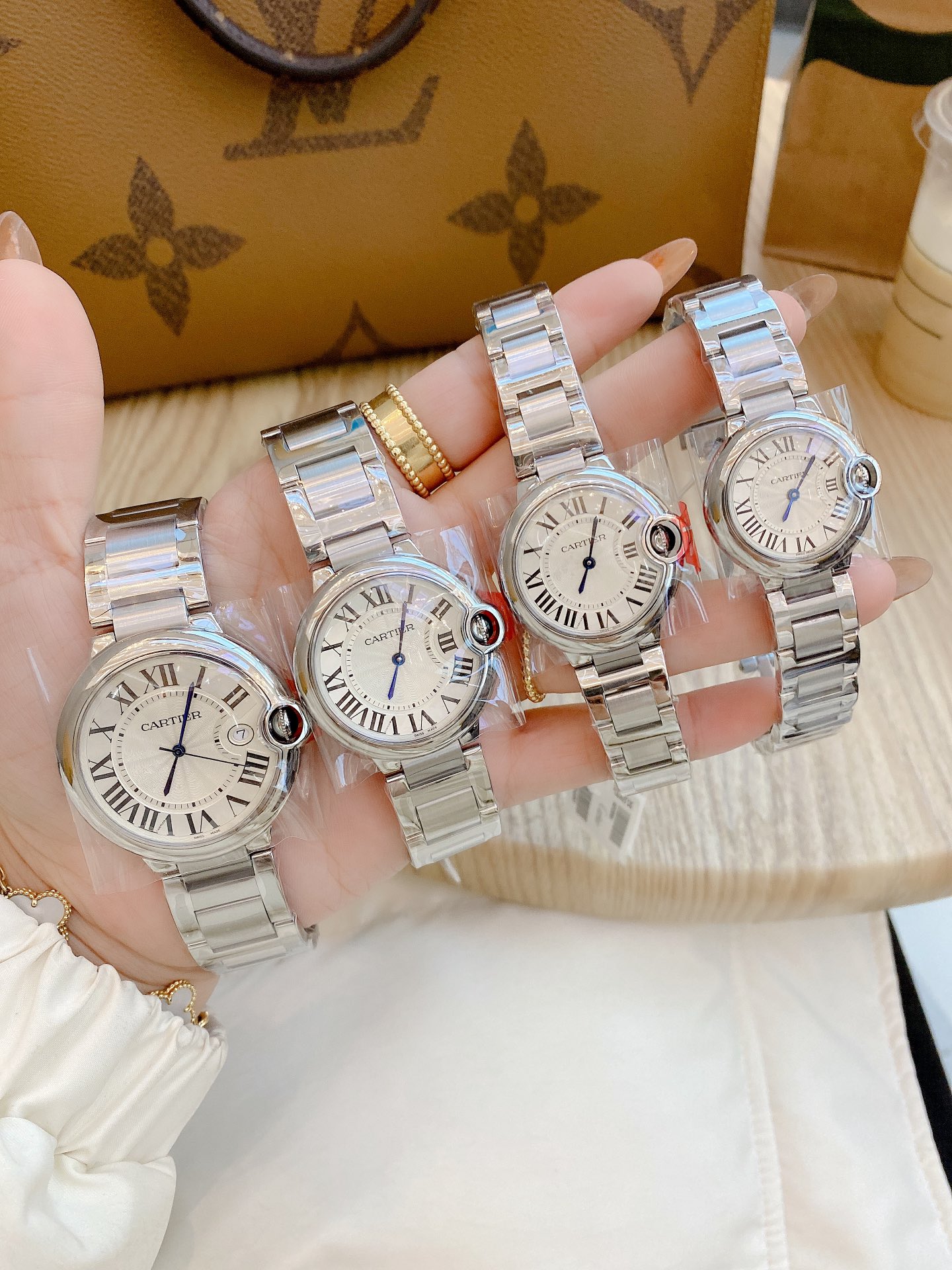 ?? Cartier, Cartier Ballon Bleu collection!
[Top ni version V6] Factory shipment ?? real photos wholesale: