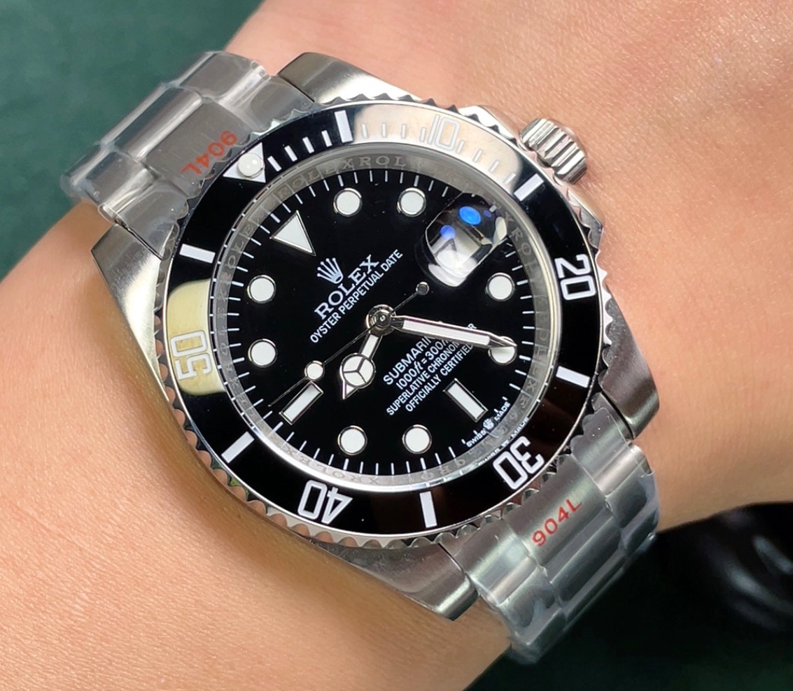 ?? ROLEX??BOBO ?? Submariner series, with 2813? imported from Japan ????8215 Two movements to choose from, 40mm, solid color clean ceramic bezel no black spots, super mineral tempered glass, three-bar steel bracelet, safety buckle, super luminous, economi