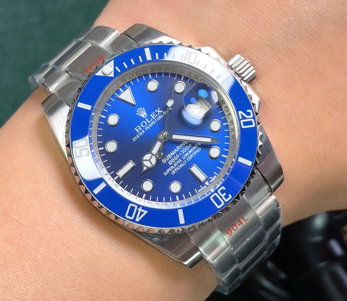 ?? ROLEX??BOBO ?? Submariner series, with 2813? imported from Japan ????8215 Two movements to choose from, 40mm, solid color clean ceramic bezel no black spots, super mineral tempered glass, three-bar steel bracelet, safety buckle, super luminous, economi