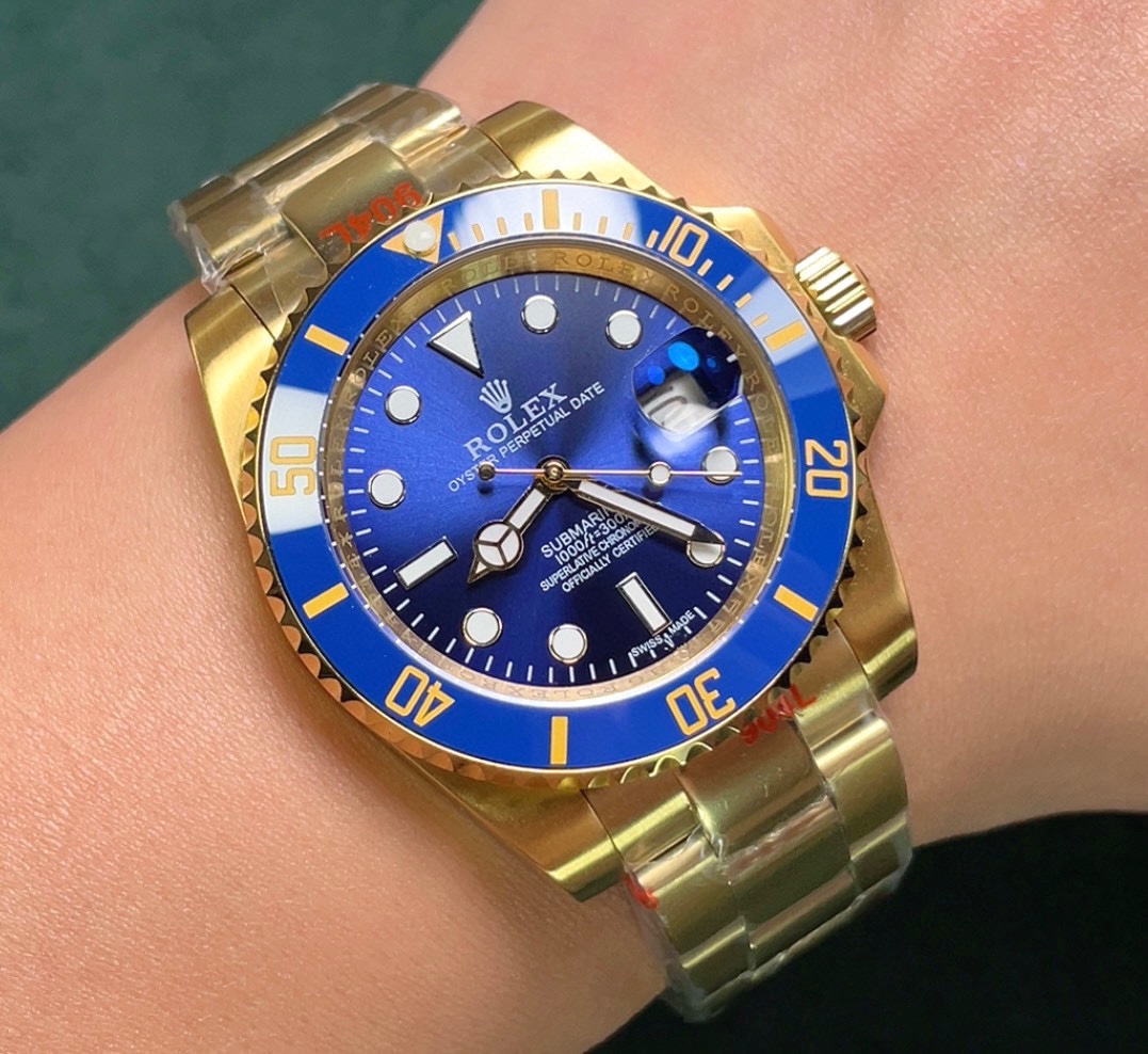 ?? ROLEX??BOBO ?? Submariner series, with 2813? imported from Japan ????8215 Two movements to choose from, 40mm, solid color clean ceramic bezel no black spots, super mineral tempered glass, three-bar steel bracelet, safety buckle, super luminous, economi
