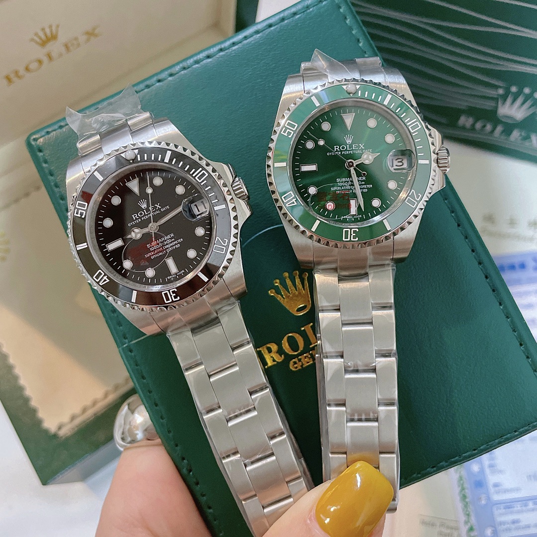 ROLEX -ROLEX
Submariner collection - Women's mechanical watch
Top-of-the-line imported Citizen movement
316L stainless steel case with ceramic bezel
Pure stainless steel strap with original safety buckle
Sapphire glass (super water-resistant)
35mm in diam