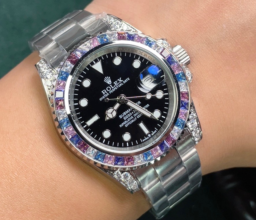 ?? ROLEX Yacht Master M126679 series ?? Top plaything poison, if you don't like the same street watch submariner, he will definitely be your kindred spirit. Based on Rolex 's most classic Submariner series Submariner, the bezel has been re-modified and th