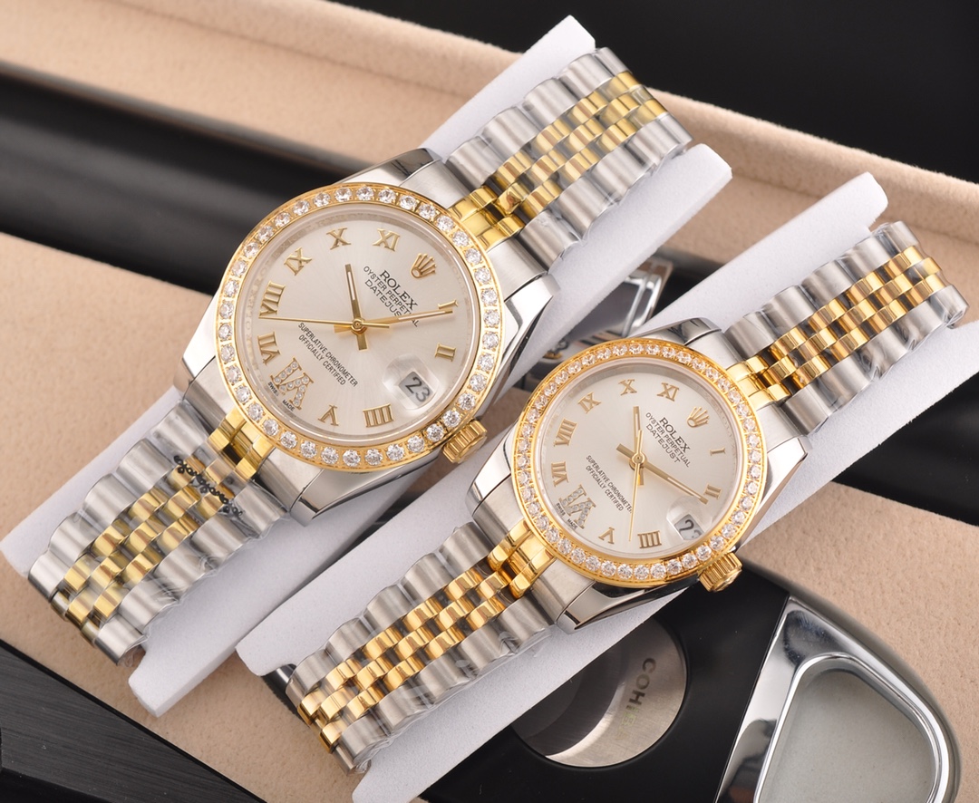 ROLEX -ROLEX
Romantic classic couple mechanical watch
Imported Citizen movement
Sapphire glass mirror
316L stainless steel diamond-encrusted case sleeve
Solid core 5-bead steel band
Men 36mm 13mm
Women 32mm 13mm
Welcome to the picture...