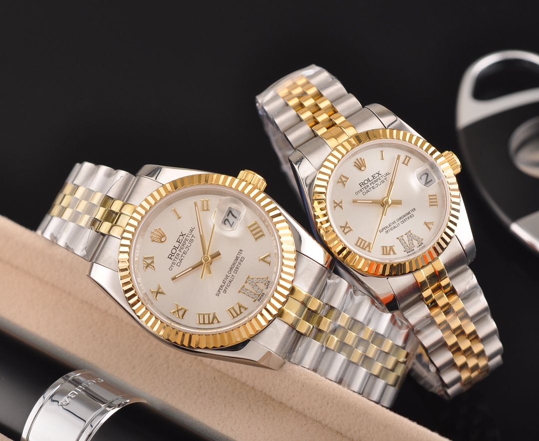 ROLEX -ROLEX
Romantic classic couple mechanical watch
Imported Citizen movement
Sapphire glass mirror
316L stainless steel diamond-encrusted case sleeve
Solid core 5-bead steel band
Men 36mm 13mm
Women 32mm 13mm
Welcome to the picture...