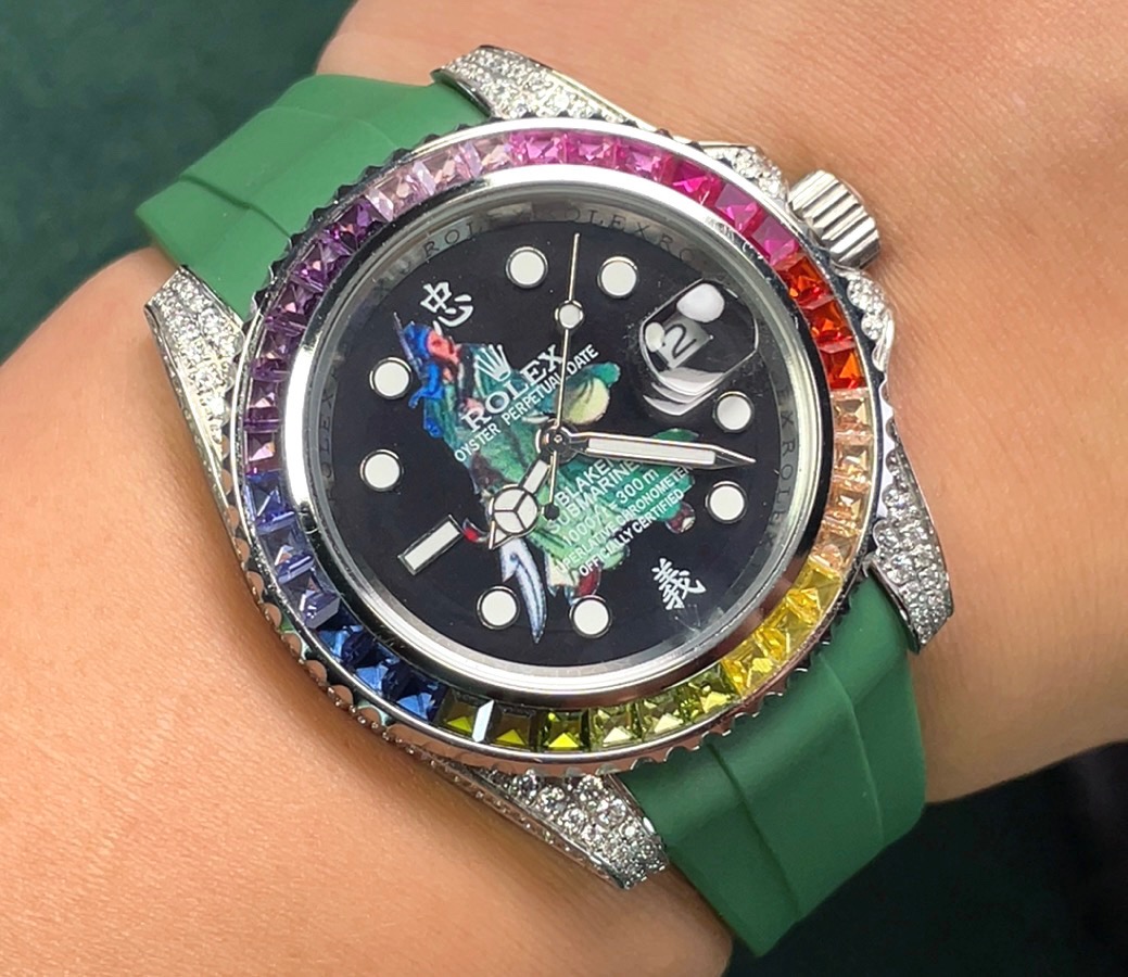 ?? Rolex top plaything Poison, if you don 't like the same street watch Submariner, he' s definitely your kindred spirit. Based on Rolex 's most classic Submariner series Submariner, the bezel has been re-modified and then inlaid with top-quality natural 