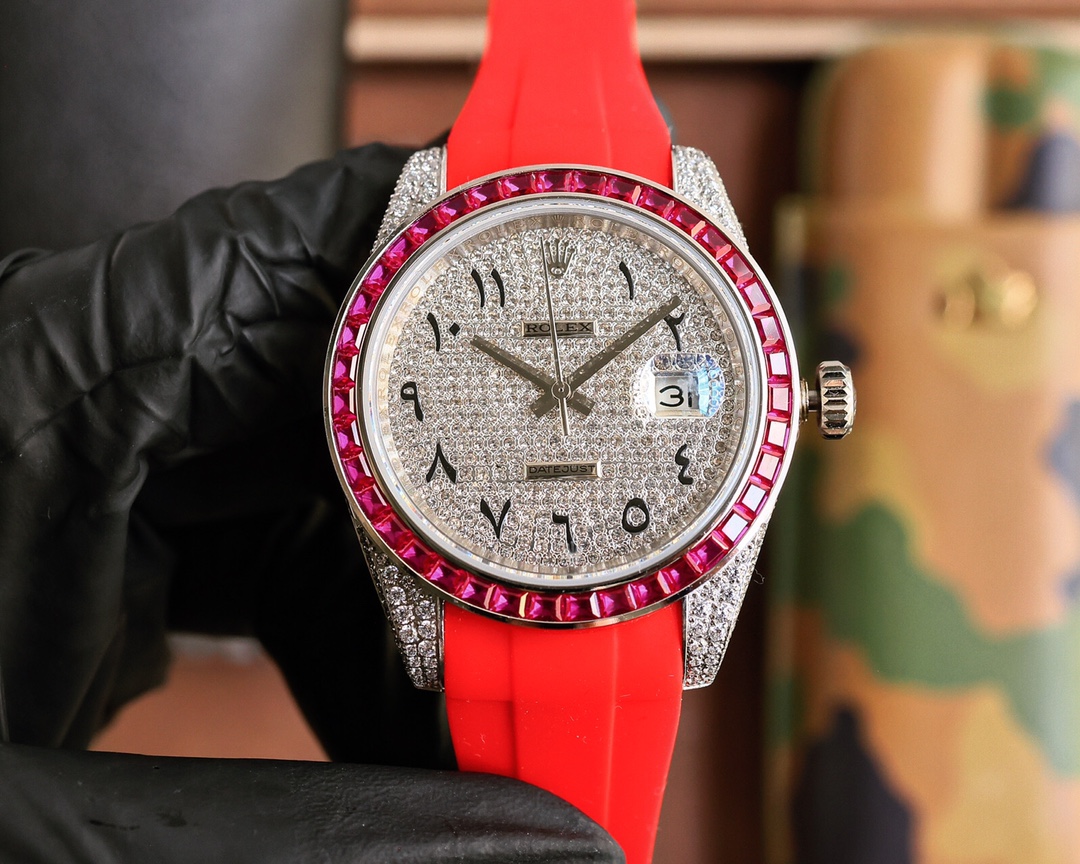 Rolex full diamond Luxury 18k nanotechnology! Crafted with AAA zircon! With a fully automatic mechanical movement!! The entire case and steel band are set with Swarovski crystal diamonds! Make it shine better under the light! New custom curved head with t