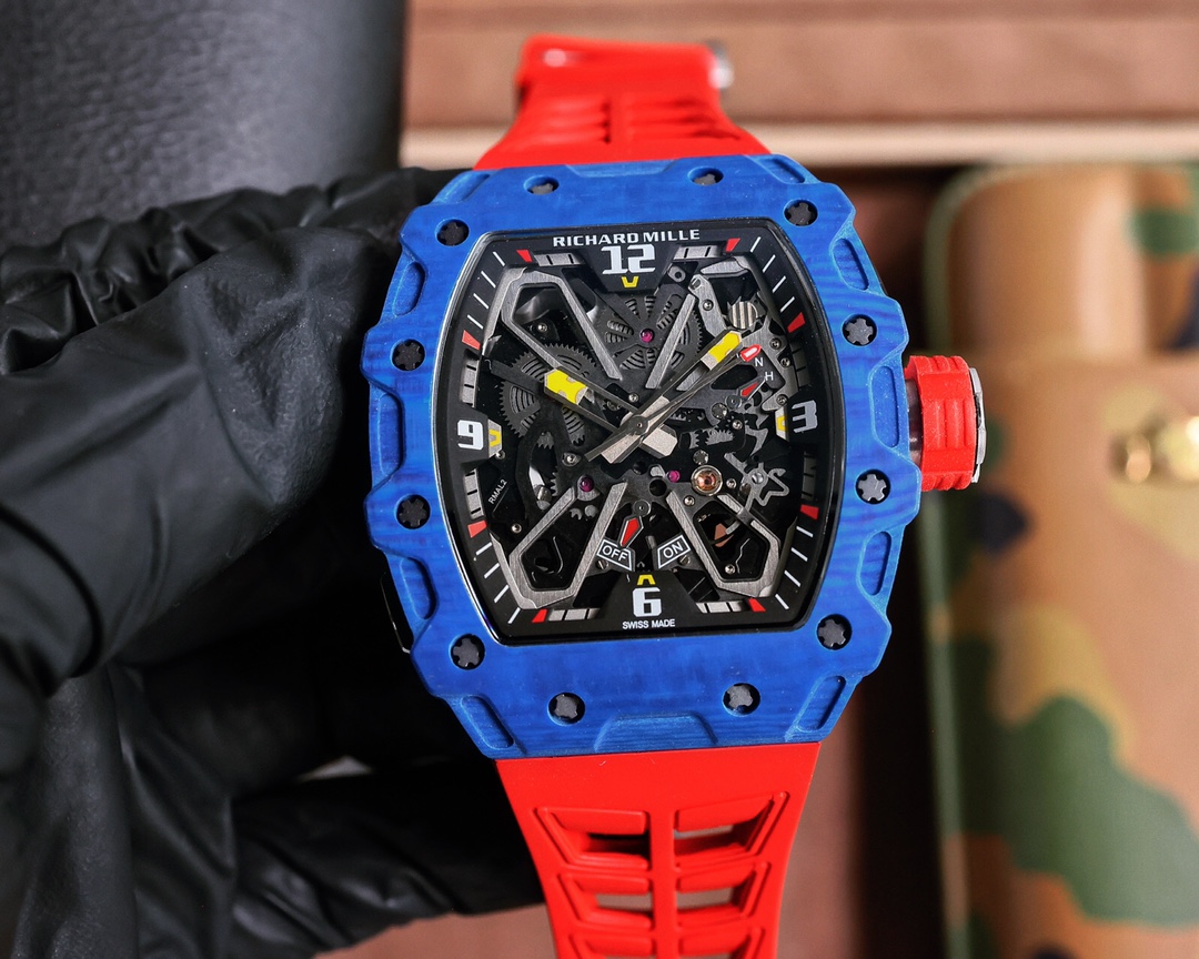 ?? Richard Mille RM035-03 Carbon Fiber collection This reissue case and caseback are made of high-density imported NTP@carbon fiber material Carbon fiber case and caseback and both sides of the titanium inner case are processed by synchronous CNC! To make