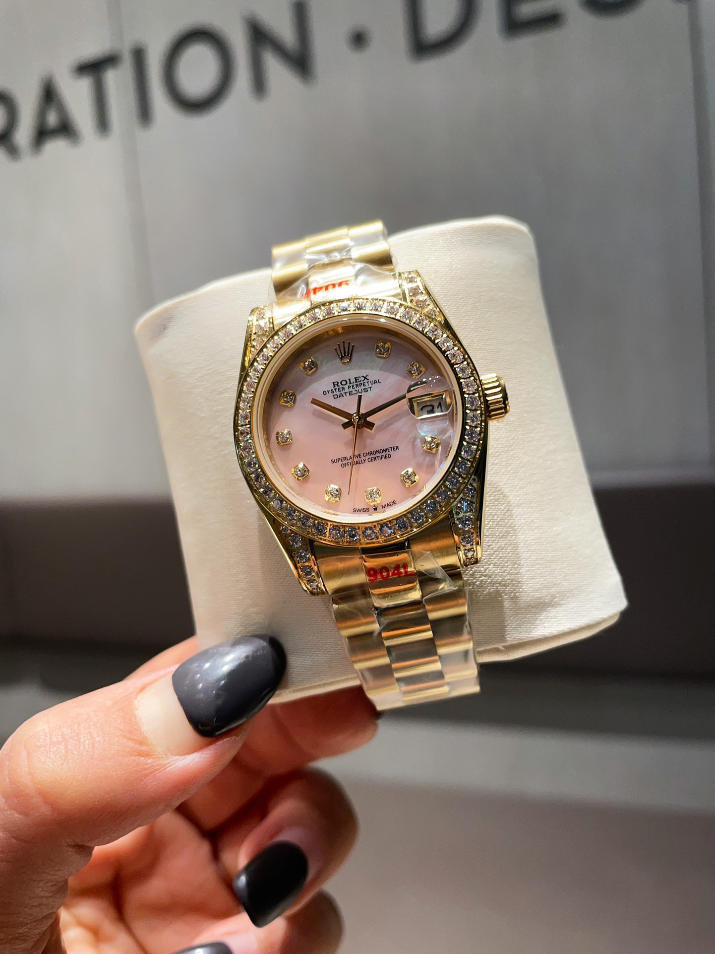 ?? Full diamond shell White 280 Gold 300
Rolex Datejust series classic women solid steel strap - original buckle imported movement Little Red Book Hot recommendation Design shows unique noble elegant goddess temperament! The 316 stainless steel case is ha