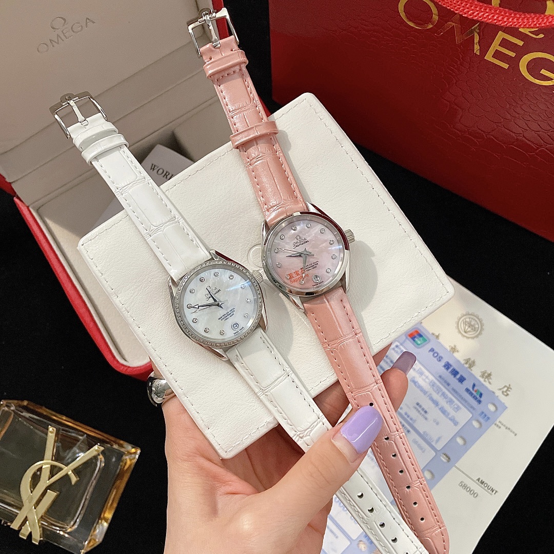 ???? OMEGA
Seamaster collection - Ladies' mechanical watch
Imported Citizen 8215
316L stainless steel casing
Sapphire glass mirror
33mm in diameter and 11mm in thickness
Genuine cowhide strap/original pin buckle
Noble luxury ?? Elegance