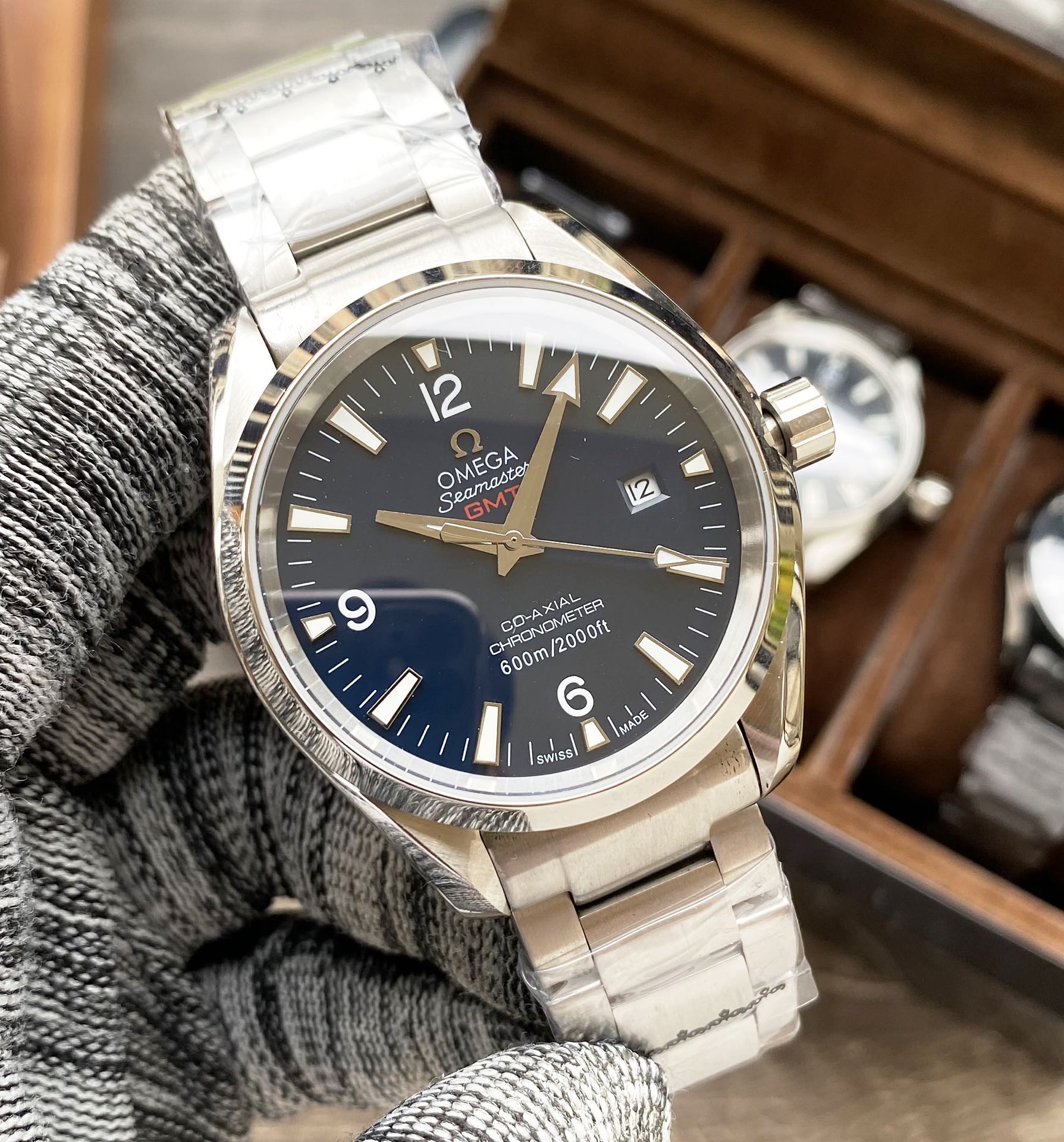 ???? OMEGA
New Seamaster collection - men's watches
Imported Citizen 8215 original assembly
316L stainless steel case
Double-sided sapphire glass
316L stainless steel case sleeve
40mm in diameter and 12mm in thickness
Life rhythm ?? At your fingertips