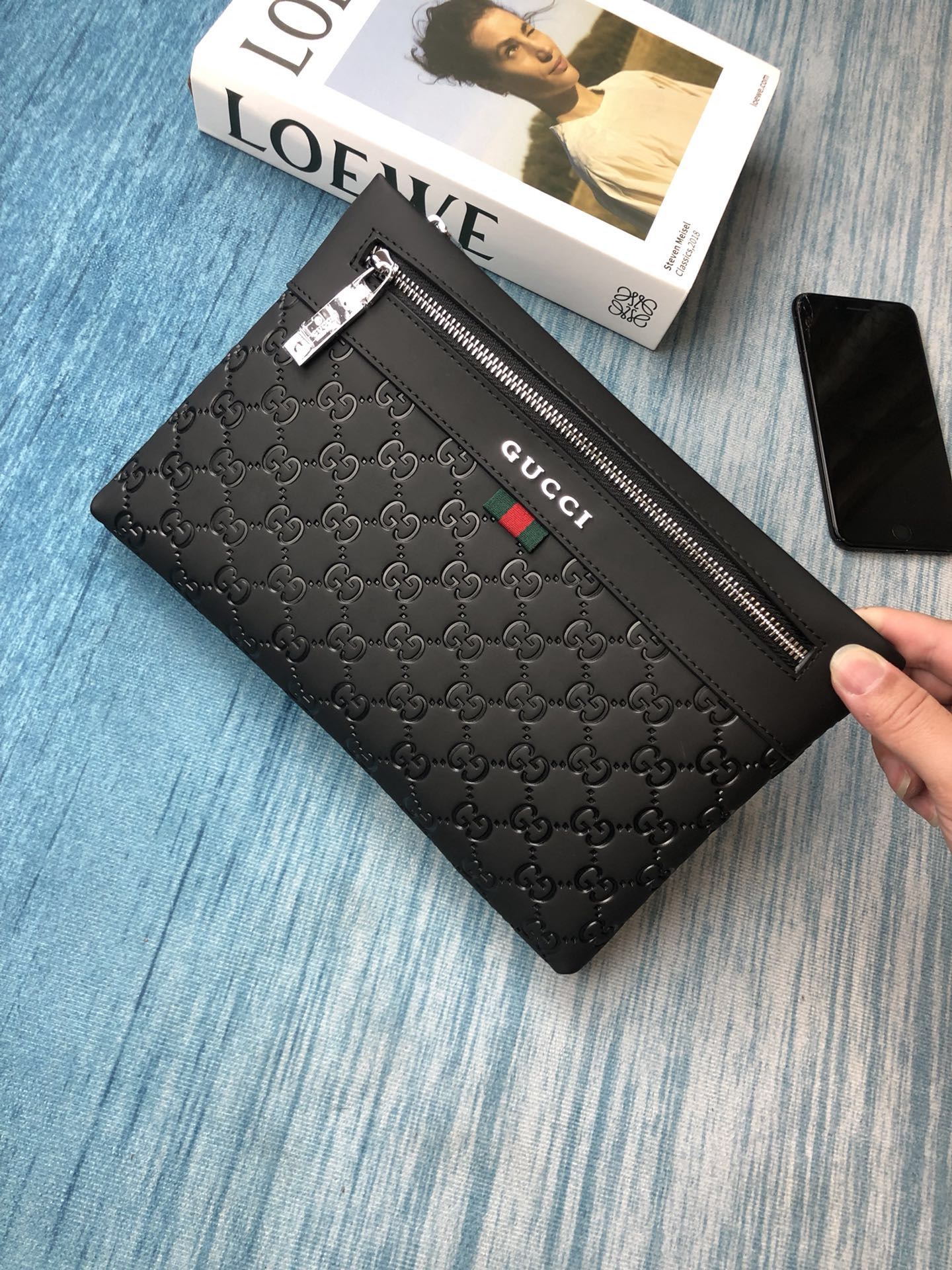 Batch 220?? GUCCI handbag ?? Original single quality [physical ?? shooting] ?? NEW PRODUCT on the market ????, quality handbag, high-end quality, ITS design is simple and elegant, easy to fit, made of cowhide, the fit is excellent, makes it more fashionab