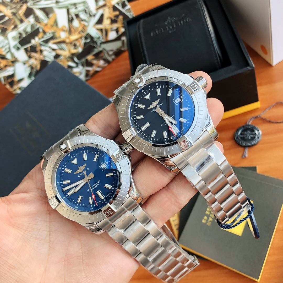 Batch :2500 with full package This Breitling Avenger watch features a powerful stainless steel case with a diameter of 43mm and water resistance of up to 200 meters (660 feet), and is powered by a Swiss Official Chronometer Testing Institute (COSC) automa