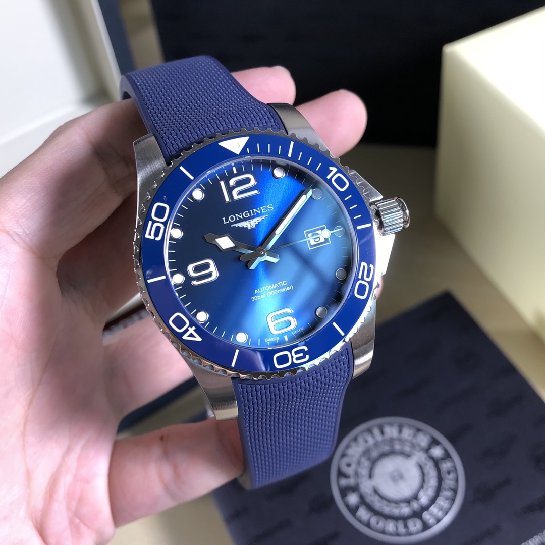 Batch :3500 with full package Longines latest Conquest, ceramic bezel series men's watch, exclusive supply. The Submariner from Longines, water-resistant to 300 meters, diving and affordable, 41 cm in diameter, equipped with the original Swiss ETA2892 eng