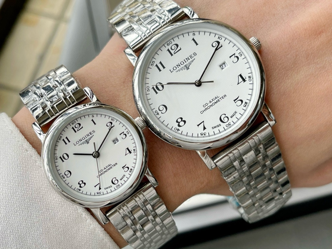 ?? Belt 190/210 steel belt 210/230
Longines Simple Pair collection
A refreshing minimalist design
Make the watch more appealing
High-quality surfaces smoothly outline fine textures
Stylish and neat. Perfect value for money! 30 and 40mm.