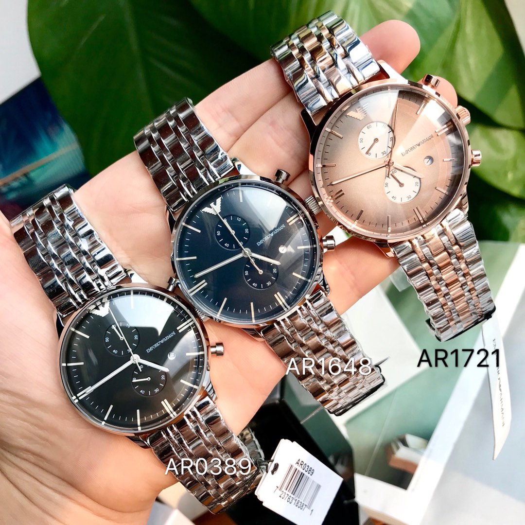 Ordinary 105, original 220??Armani Classic Casual Business model, 316 steel strap, model AR0389. Black dial, three-eye design with date, dial diameter 43mm mineral glass mirror, clear and high transparency, super exquisite design, both dial and strap are 