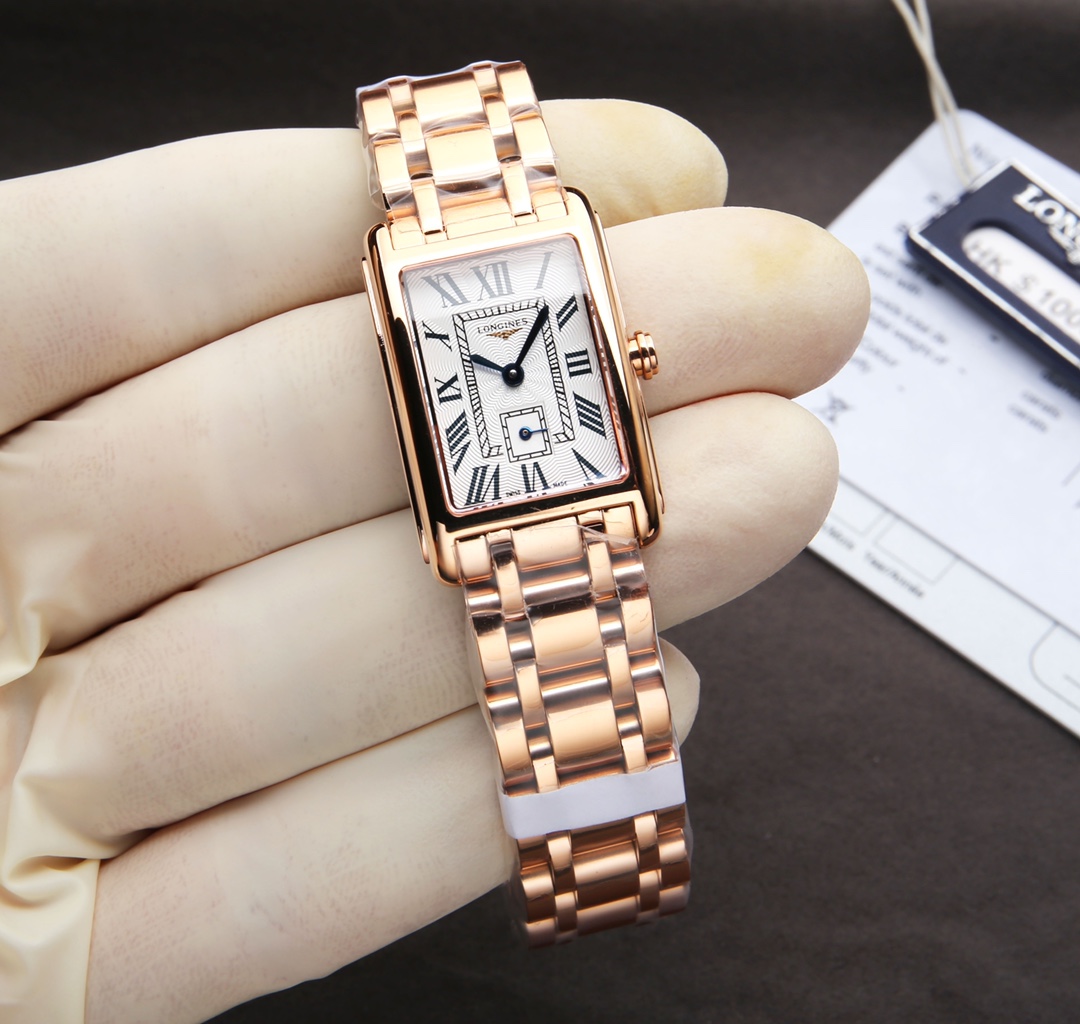 Small quantities in stock
J5 produced: Rose steel P:590. Diamond ?40.
(This product has been strictly tested for water pressure resistance, water resistance up to 120 meters ??)