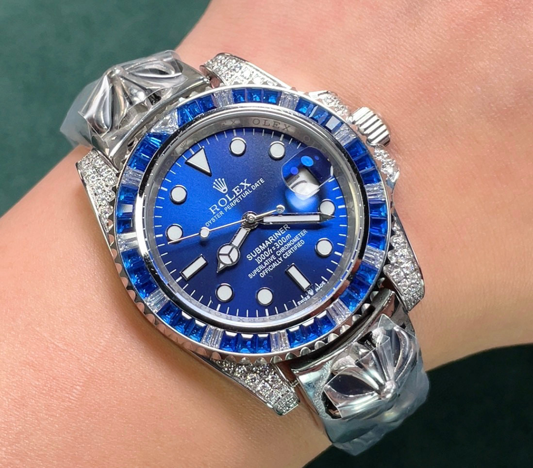 ?? After three years ??BOBO heavy industry creates the Kroger movement, giving you a different experience, if you don 't like the ghost, it will definitely be your connoisseur ?? ROLEX?? Submariner with diamonds Kroger Movement collection ? Men' s luxury 