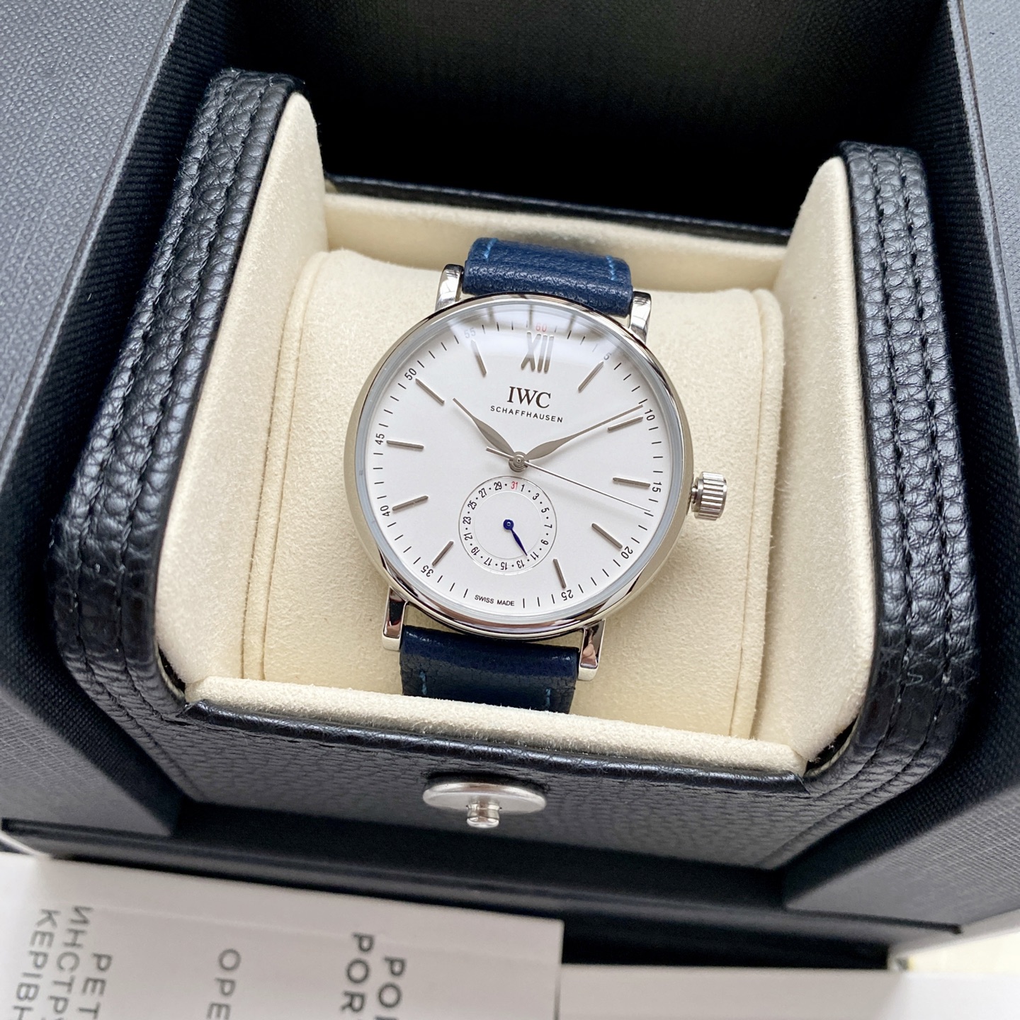 580 rose gold +50
IWC
Iwc/First release (Portofino) series (IW359201) Pointer calendar function, the most popular simple, elegant and grand dress style watch! The 6-digit dial is the latest calendar dial! [Case] Size 39m case is the same as the original! 