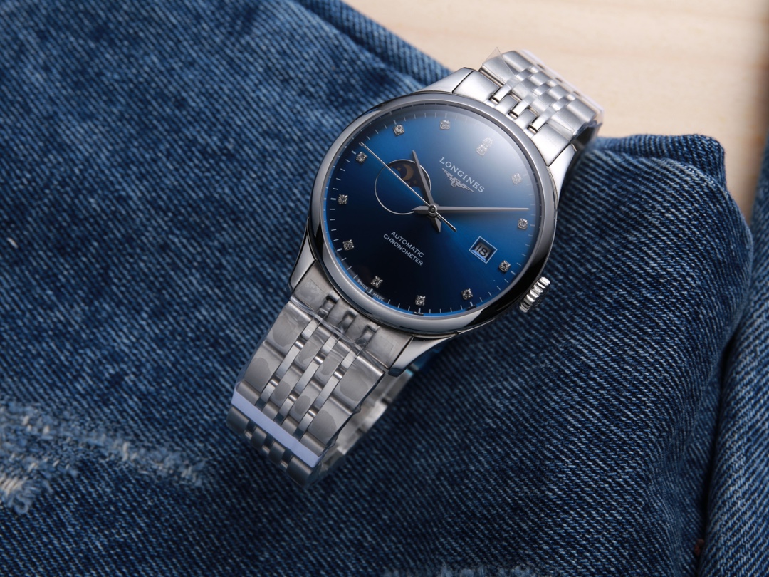 Taiwan factory produced: White steel 730. (THIS product has BEEN strictly tested for water pressure resistance, water resistance up to 120 m ??)