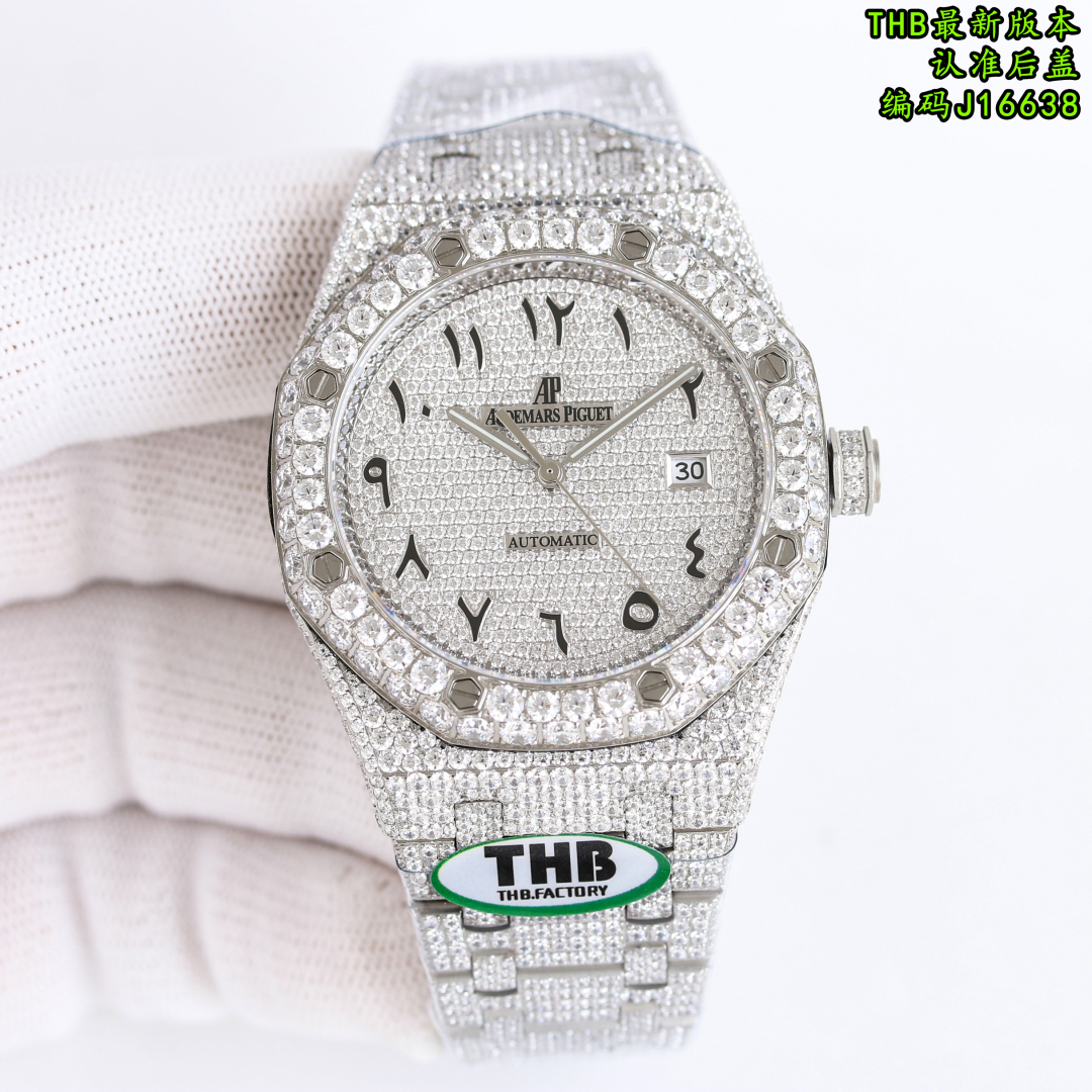 2750
The latest from THB
AP Audemars Piguet Royal Oak, Full of diamonds 15400 Starry Sky Luxury Inhumanity Real Thing Super shiny Let everyone experience the luxury of starry sky. The Starry Sky Audemars Piguet Full Diamond Collection
THB, after much effo