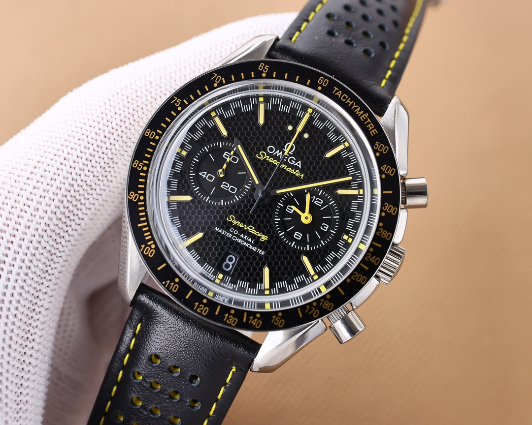 470. OMEGA introduces the new Speedmaster '57 chronograph: OMEGA has just introduced the new Speedmaster '57 chronograph with imported VK movement, 43.5mm case diameter, convex pot cover glass crystal ?? top-quality masterpieces never stop ??