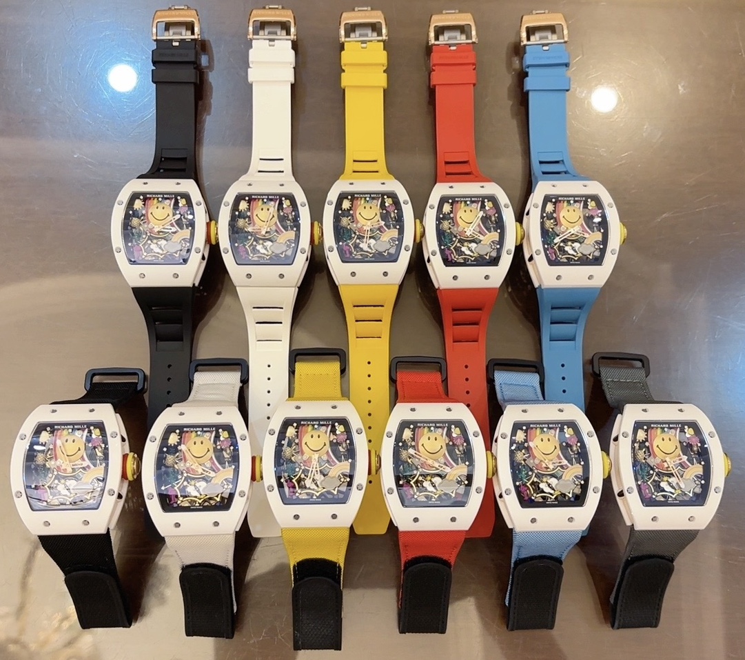 Smiling Face New V2 upgraded version, all-in-one machine arrives Watch video 6 o 'clock position The movement will rotate the real all-in-one machine.
[RICHARD MILLE] Richard Mille releases the new RM 88 Smiley automatic flywheel watch for a playful style