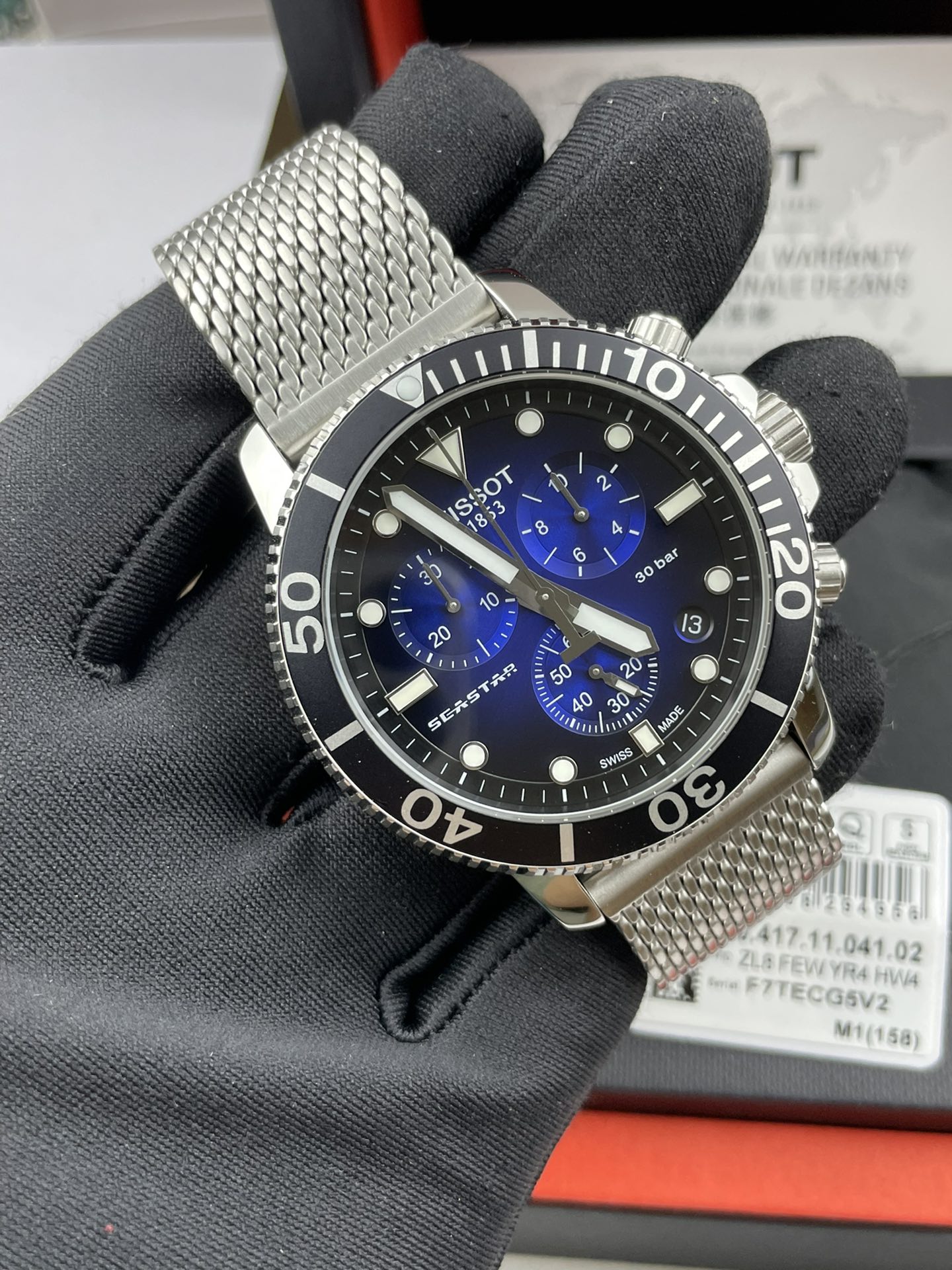 Tissot T120.417.11.041.02 Six hands latest mesh strap model, original factory genuine, sapphire glass, original Swiss movement, diameter 45mm, super water-resistant 300 meters, screw-locking crown, screw-locking pressing, super Swiss luminous, real shot l