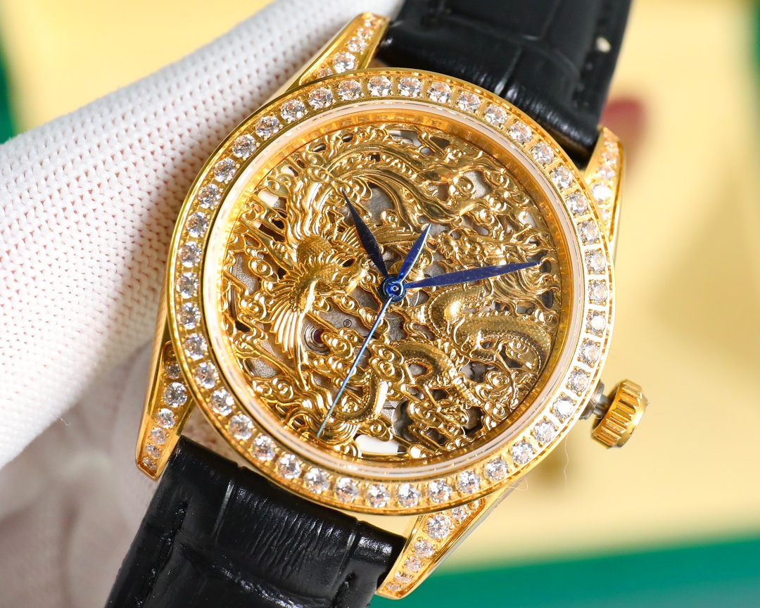 The same as 830 Rolex ??2024 ?? The year of the Dragon. Good luck, peace, happiness and joy! Special Dragon and Phoenix gold and white gold watches! Inheriting classics, high-end and grand. 38 mm in diameter! 11 m m thick sapphire crystal! Always as brigh