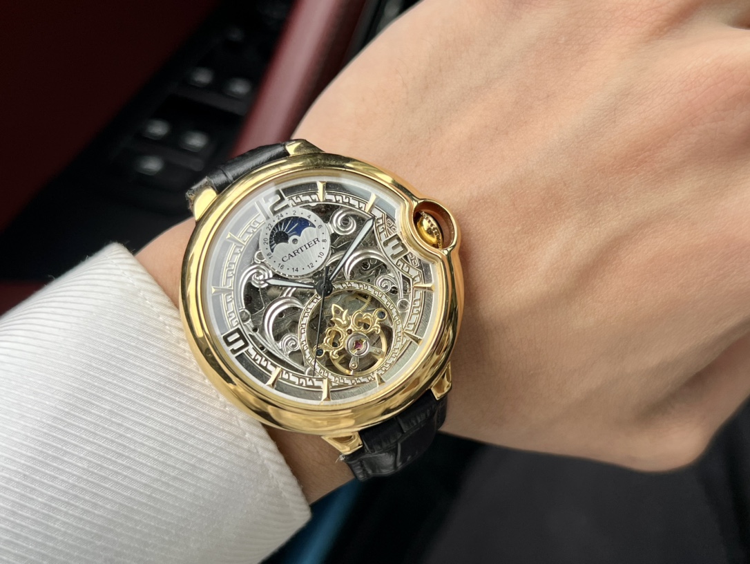 Same as 520. Cartier -Cartier ? ??????? Fine men 's watches, skeletonized design, noble and elegant, gentlemanly style, excellent quality, selling all over the city. ?? ?? with automatic mechanical movement, top-quality 316 stainless steel case, imported 
