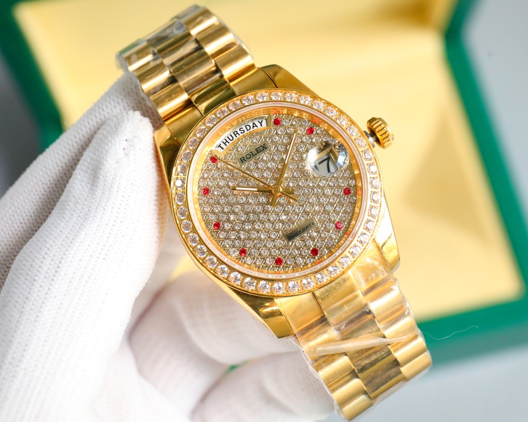 As 930. Rolex Oyster Perpetual: Starry Sky ?! With Italian zircon and CNC smart high-end mechanical setting! Brilliant! A synonym for luxury watches! 38 mm in diameter. 11 mm thick. Imported high-end 904 model! Never fade! Equipped with Swiss T imported 2