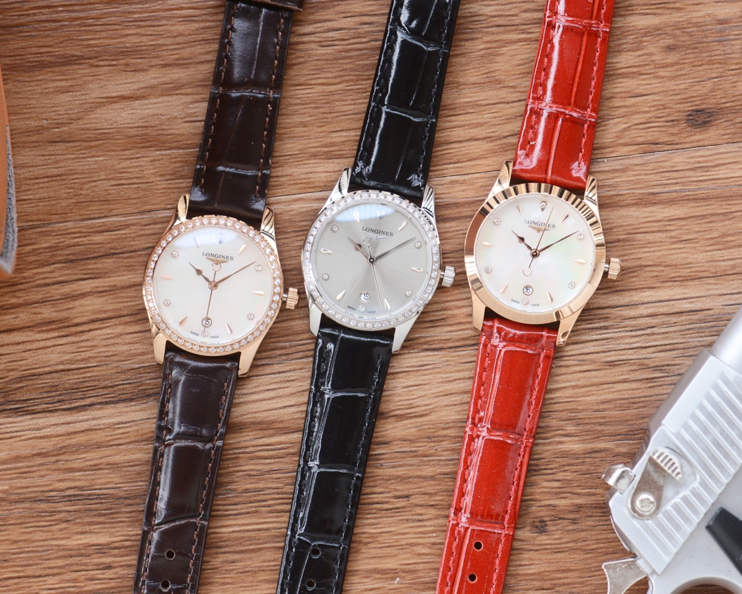 ?? With white 230 gold 250 diamonds ?20
?? Low-key yet detailed beauty, no duplication when worn, when you think today's jewelry doesn't match your outfit, choose him, fashionable and versatile, absolute!