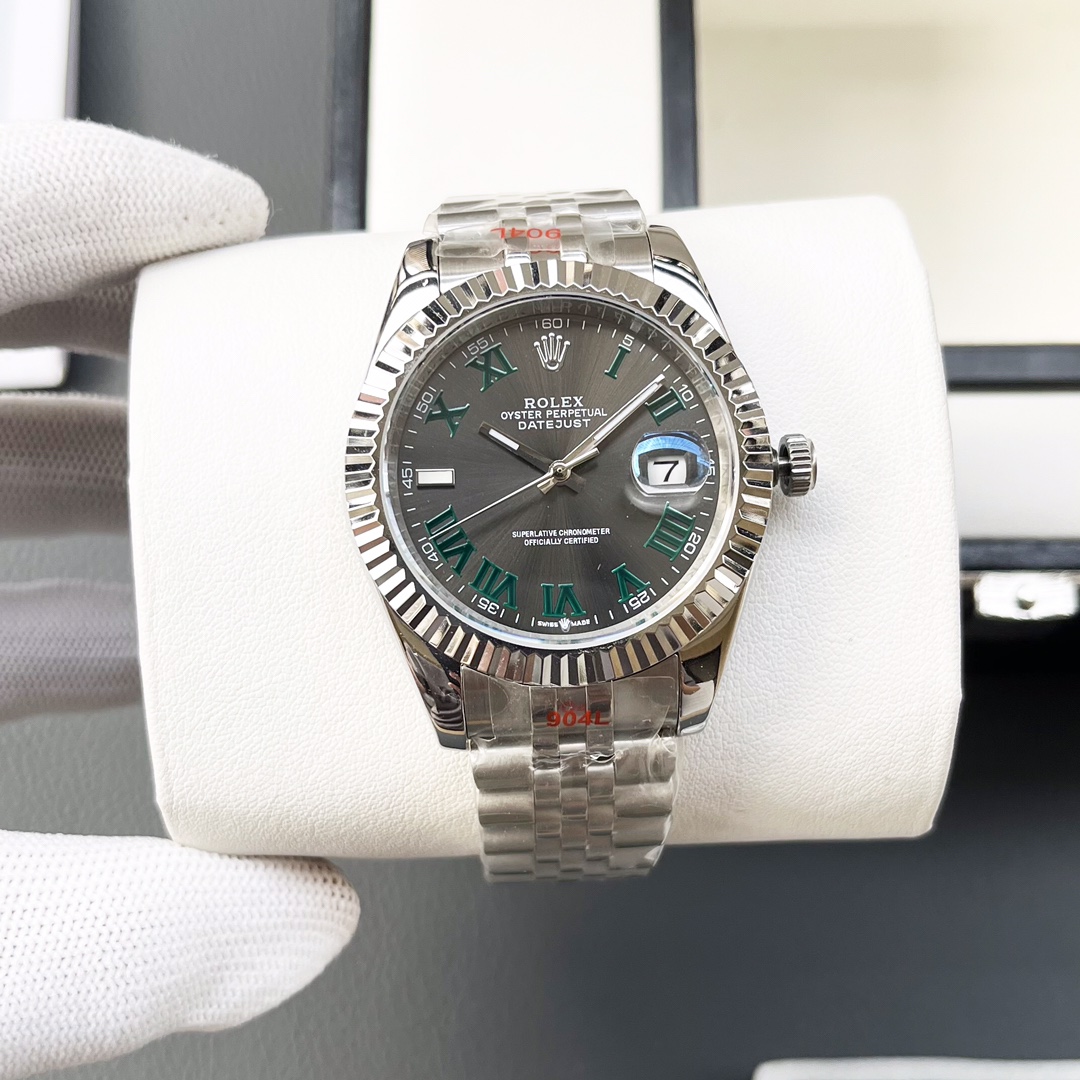 Uni-president 520
White Case 500 Gold Case 520 Brand: Rolex (Datejust) (New three-hand model, Business Casual) Luxury Grand Type: Fine Men's Watch (New) Strap: Genuine cowhide strap (comfortable)/361 stainless steel strap (durable) Movement: Imported Citi