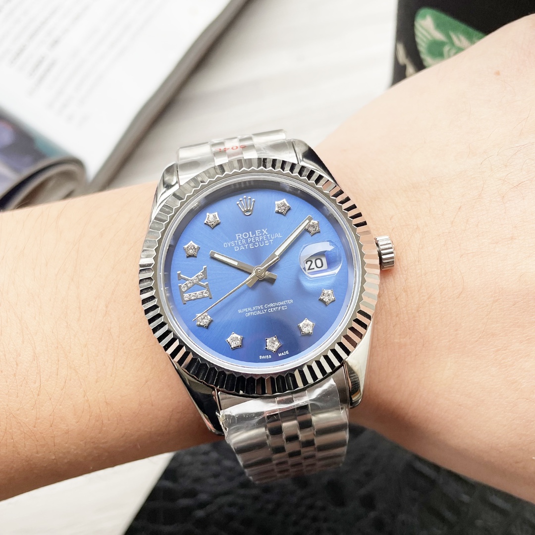 Uni-president 520
Classics:
New Rolex has been launched, with fine workmanship and superior quality!
It features an 8215 fully automatic imported movement, accurate timekeeping, a perfect angular bezel made of tungsten steel, a case made of 316 stainless 