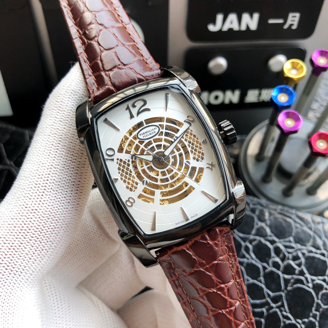 Unified: 520??
Brand: Parmigiani ---- NOBLE HIGH-END men's watch! Luxury GRAND type, premium top men WATCH, top mechanical movement (stable) Top 316 stainless steel (durable) Mineral super mirror glass (high definition, durable) STRONG three-dimensional e