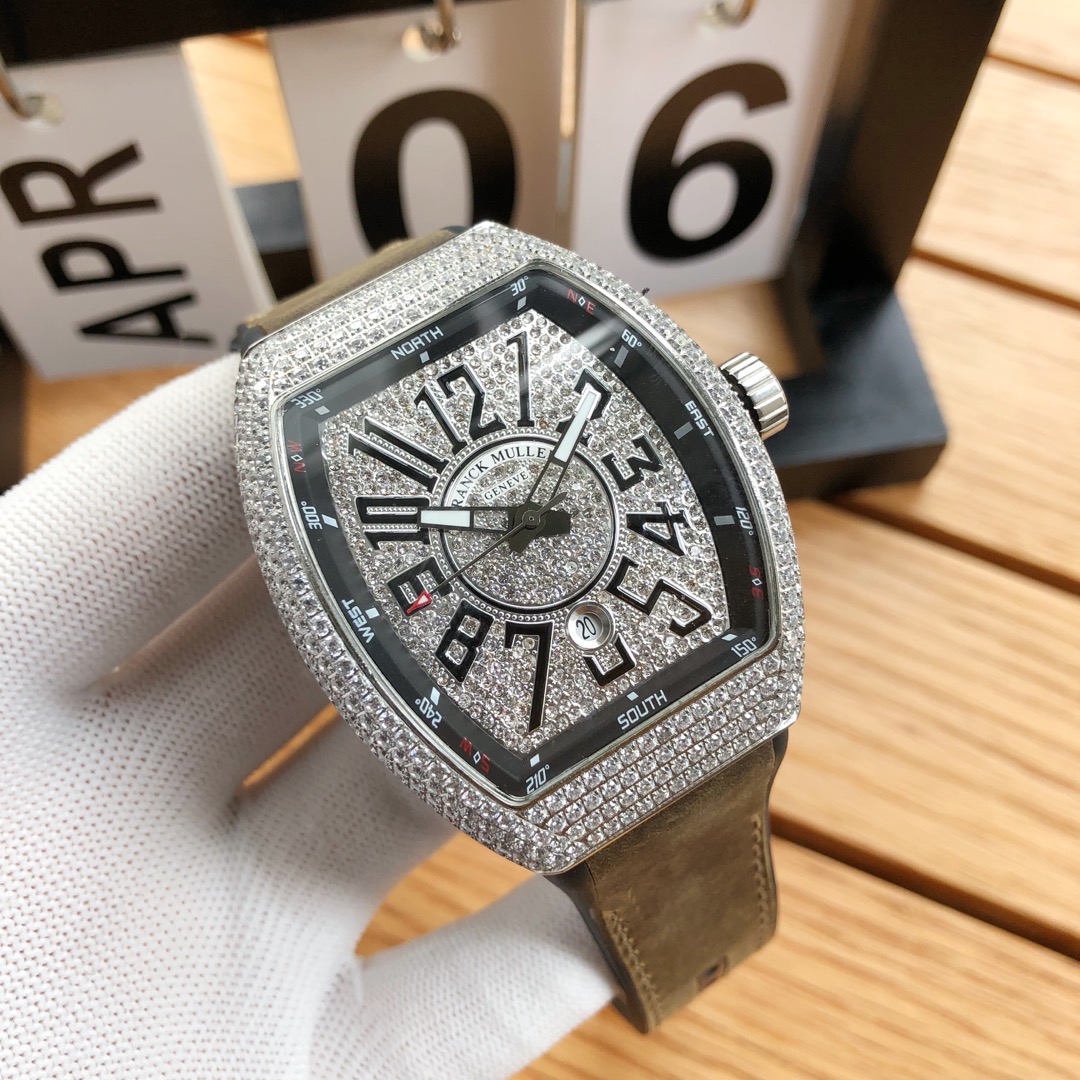 Unified 700
?? ?? ?? ?? frank Muller Franck Muller V45 SC DT series ? ? 54 * * 15 mm 42 ?? automatic mechanical movement ?? hd coated glass ?? folding button at the bottom of the leather strap rubber mix movement design style Perfect curve sandwich design