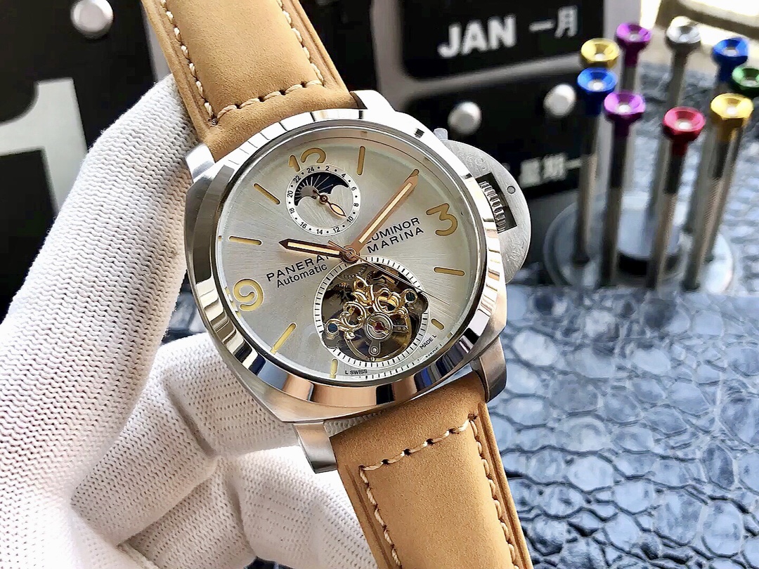 New: Uni-President: 650??
Brand: Panerai ---- Noble high-end men's watch! Multi-functional power display - Luxury grand type, premium top men 's wristwatch, top Shanghai mechanical movement (stable) Top 316 stainless steel (durable) Mineral super mirror g