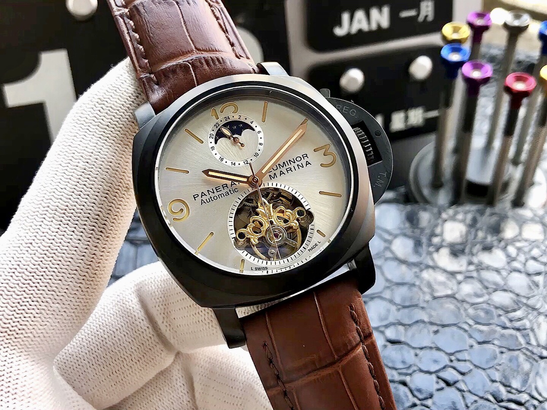 New: Uni-President: 650??
Brand: Panerai ---- Noble high-end men's watch! Multi-functional power display - Luxury grand type, premium top men 's wristwatch, top Shanghai mechanical movement (stable) Top 316 stainless steel (durable) Mineral super mirror g