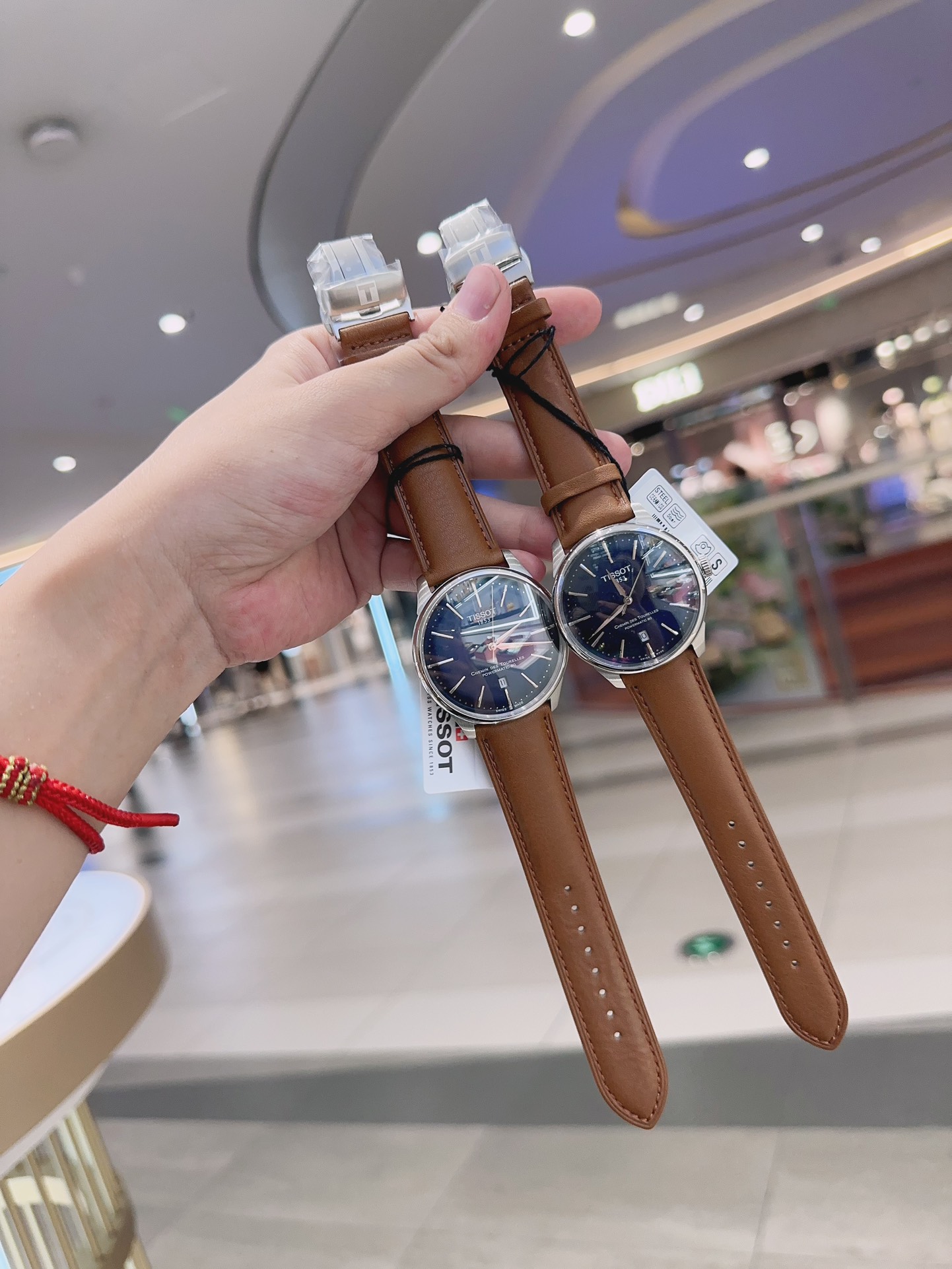 New ARRIVALS ??original Tissot 2023 Tissot Trumuer automatic mechanical watch, Gong Jun the same [color][color][color], original accessories ? with 2824/c07 skeleton movement. Sapphire glass, ~ 42mm in diameter /10.89mm in thickness. Two sizes: 39mm
Simpl
