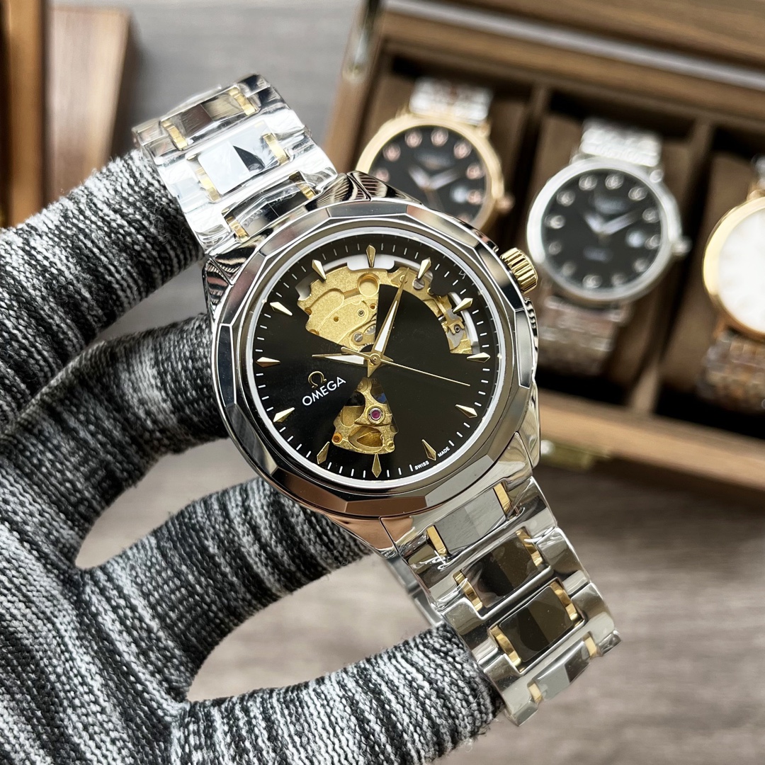 The new Omega, with a simple yet elegant 316L stainless steel case set with tungsten steel, featuring the latest original imported 82s0 sapphire scratch-resistant mirror, original butterfly snap, shaping the top-notch perfect watch, men's 40mm*11mm. Noble