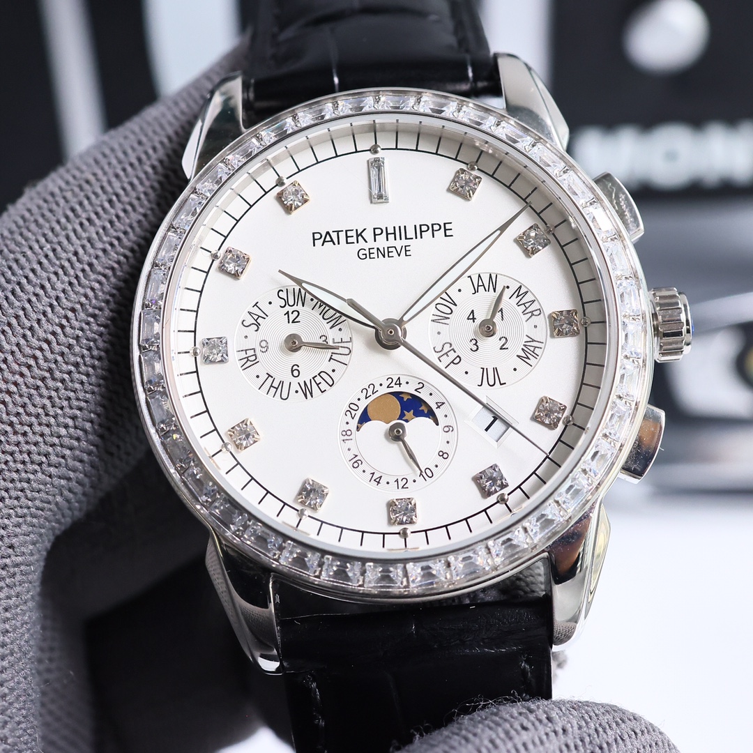 The new Patek Philippe Complex Function men's watch, luxurious and elegant, classic design that stands the test of time, with Swarovski diamonds set as the hour markers for an even more luxurious look! With the original 9100 movement (zero failure), it fe