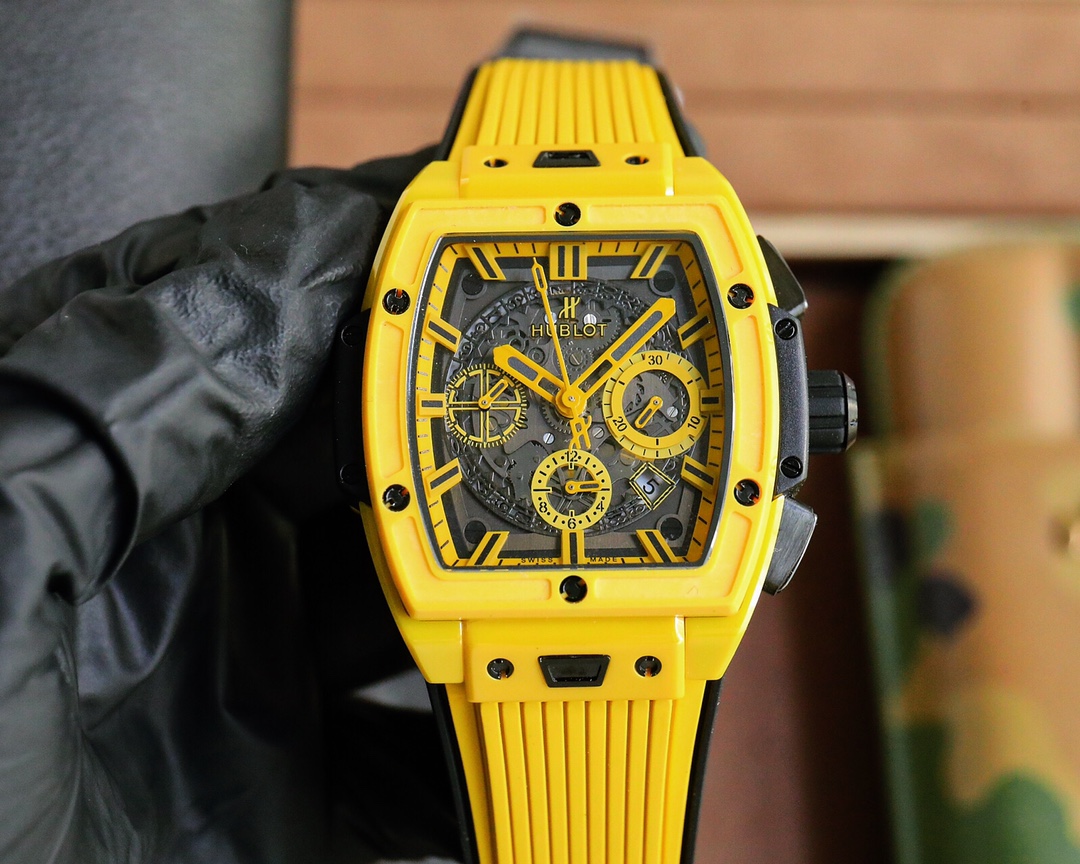 Hublot 2023 Miracle New Collection - The Lustful Ceramic Top replica of the Hublot. HUBLOT SPIRIT OF BIG BANG collection timepieces!
Hubiot launches a new Spirit of Big Bang limited edition watch! Barrel-shaped skeleton with a diameter of 42. Ceramic and 