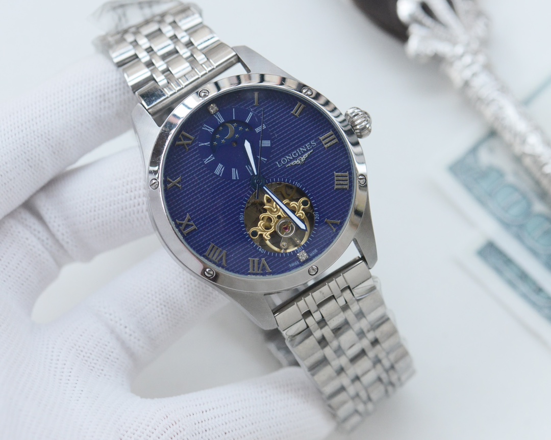 Exclusive: 520
Brand: Longines????
Type: Men watch ????
Case: Top 316 stainless steel L
Strap: Imported calfskin strap /316 stainless steel strap
Movement: Automatic mechanical movement ??
Mirror: Mineral scratch-resistant mirror glass
Size: 42mm diameter