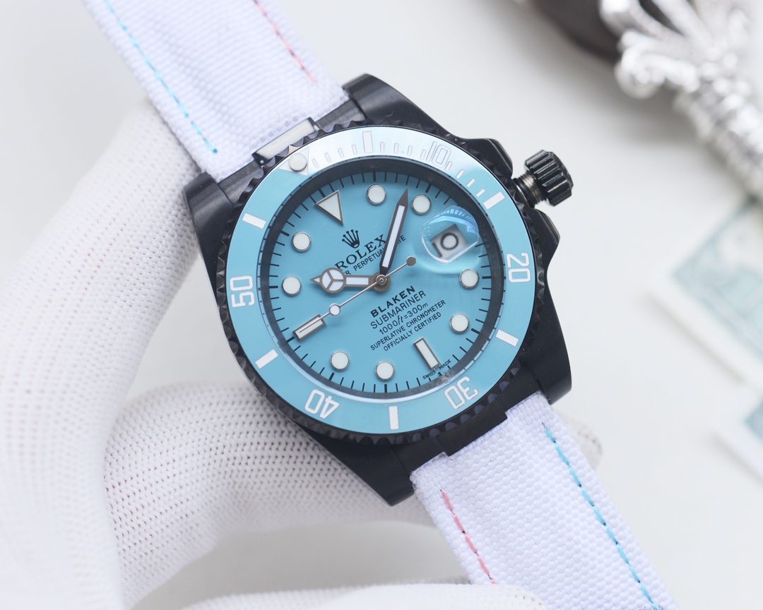 Premium: 580 (Citizen ?100)
New ROLEX??Blaken Tiffany Submariner collection, top-notch plaything toxicant, if you don't like the same street watch Submariner, he is definitely your kindred spirit. Based on Rolex 's most classic Submariner series Submarine