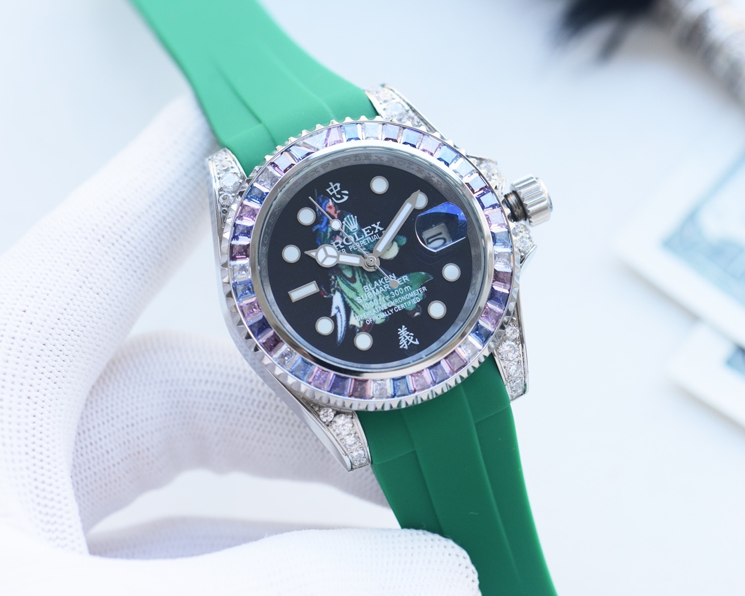Exclusive: 670
Brand: Rolex-Rolex ????
Type: Men 's watch ????
Case: Top 316 stainless steel L
Strap: Natural rubber waterproof tape
Movement: Automatic imported mechanical movement ??
Mirror: Mineral scratch-resistant mirror glass
Size: 42mm diameter 12m