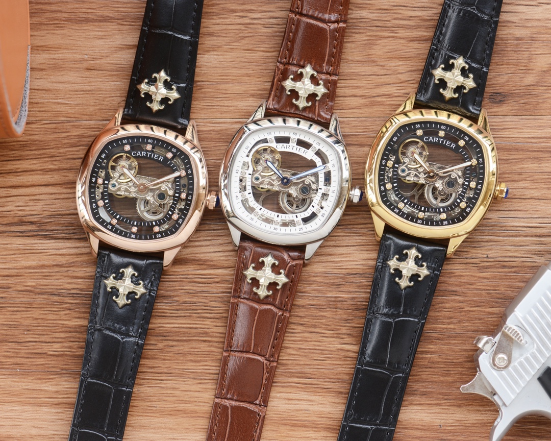 ?? ? 550
Skeletonized design ?? New octagonal product ??
Brand: Cartier ??
Type: Fine men's watch
Strap: Genuine cowhide strap
Movement: Automatic mechanical movement
Mirror: Mineral-tempered glass
Elegance, vastness, grandeur, ingenuity, a gem on the wri