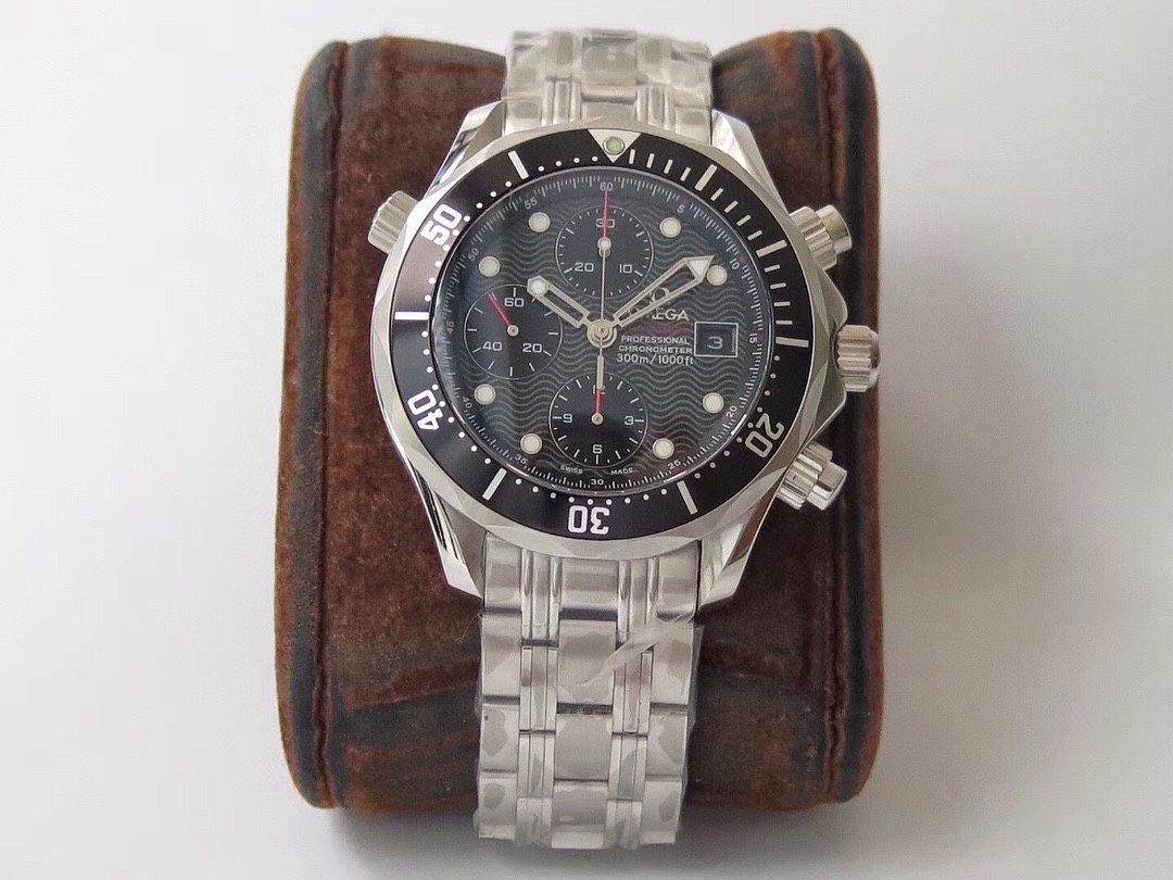 SJ 1500
OMEGA Seamaster "New Zealand Chieftain" ??OB2 multifunctional chronograph, the most cost-effective reproduction of the 7750 movement ever. [Case] The watch is 41.5mm in diameter. Made of hardened AISI316L stainless steel and finely polished by wat